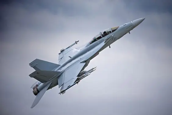 F/A-18 Hornet Boeing: Dominance in the Navy With more than 1,480 built, the F/A-18 Hornet, which was intended for carrier-based missions, has been a mainstay of naval aviation. It has become a formidable force due to its versatility and flexibility. Total Battle Achievements: The F/A-18 has demonstrated its strength in air-to-air combat and precise attacks by taking part in wars such as the Gulf War, the Iraq War, and several NATO missions. Pilot Viewpoint: Veteran U.S. Navy Commander Alex Turner says, "The Hornet's capacity to launch from a carrier and perform a wide range of missions with ease is unparalleled. Whether it is assisting ground forces or monitoring the sky, it is a trustworthy ally."