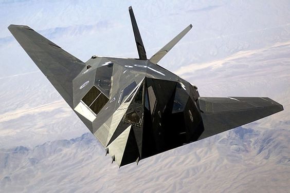 Lockheed F-117 Nighthawk: